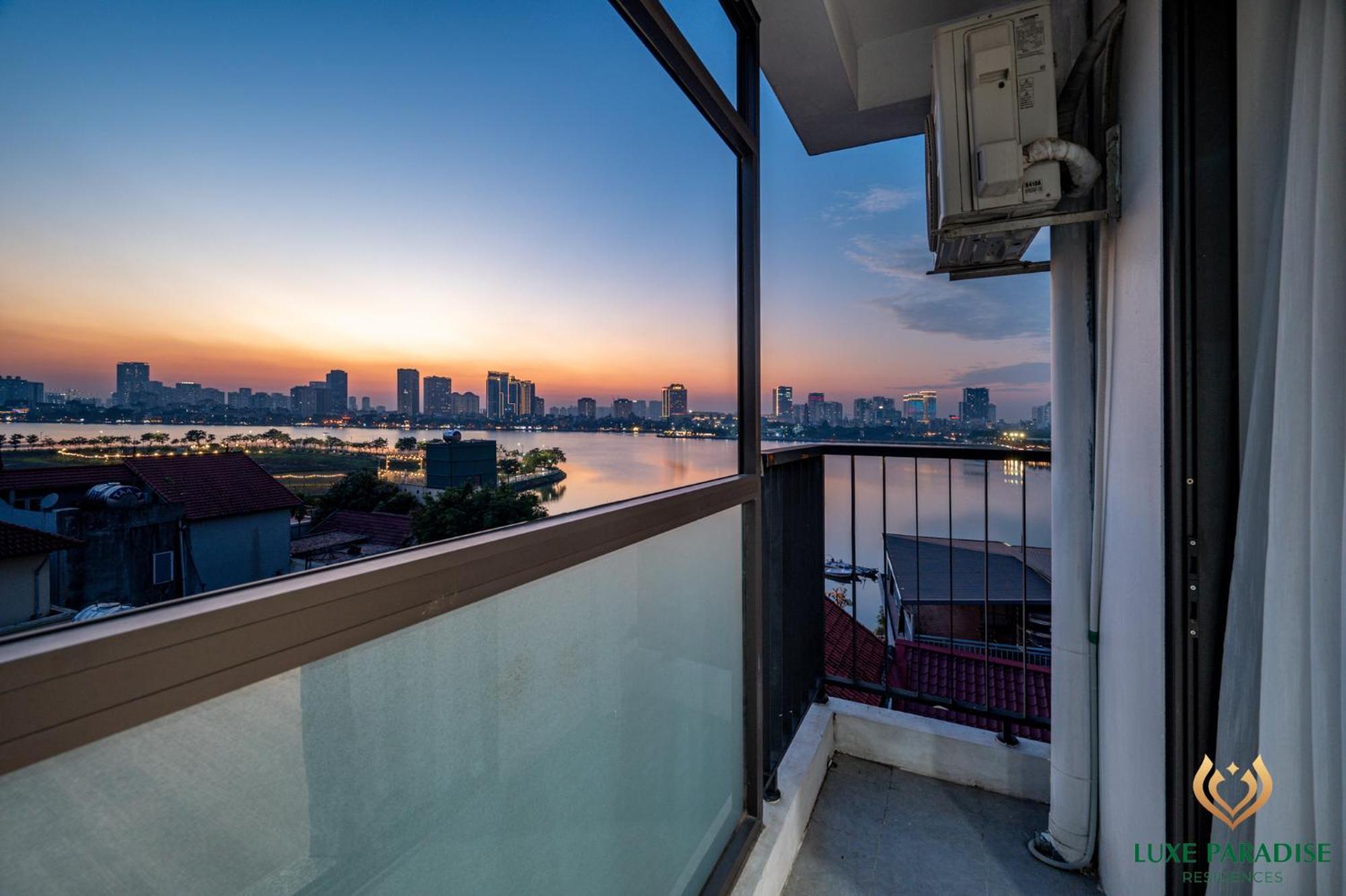 Luxe Paradise Residence 76 To Ngoc Van Hanoi Buitenkant foto