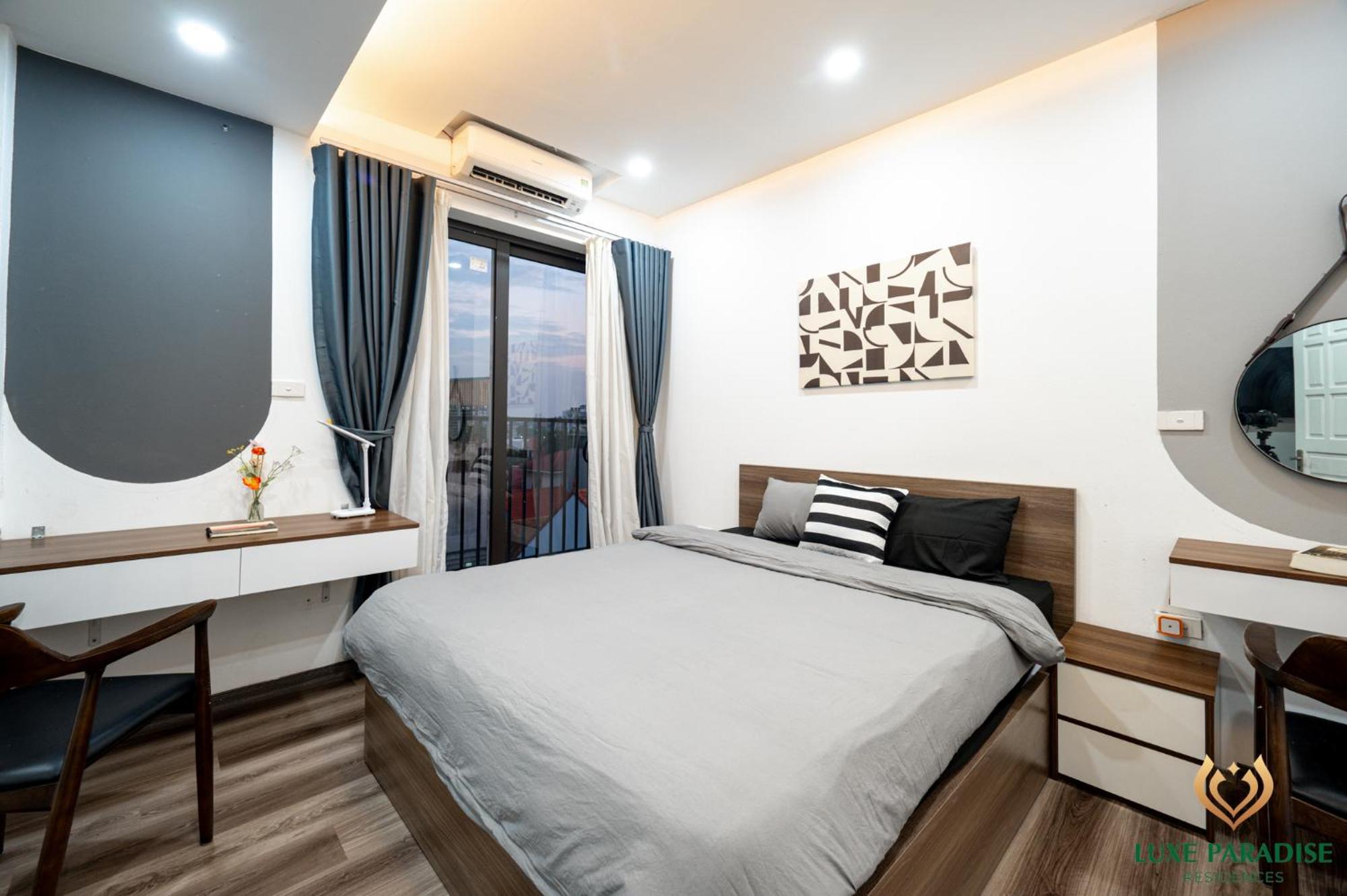 Luxe Paradise Residence 76 To Ngoc Van Hanoi Buitenkant foto