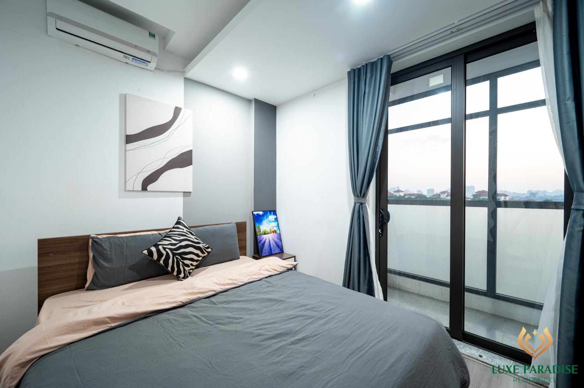 Luxe Paradise Residence 76 To Ngoc Van Hanoi Buitenkant foto